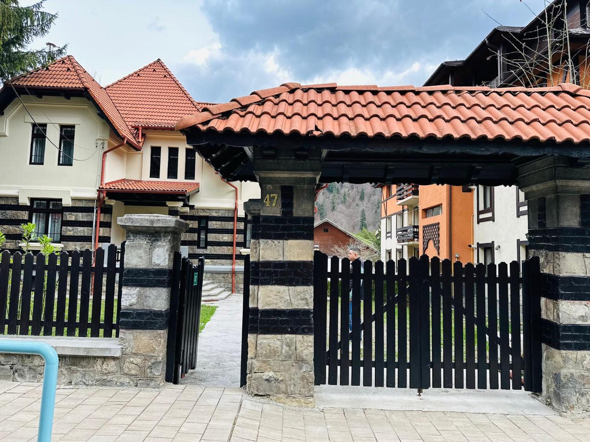 Rapsodia Sinaia B&B 외부 사진